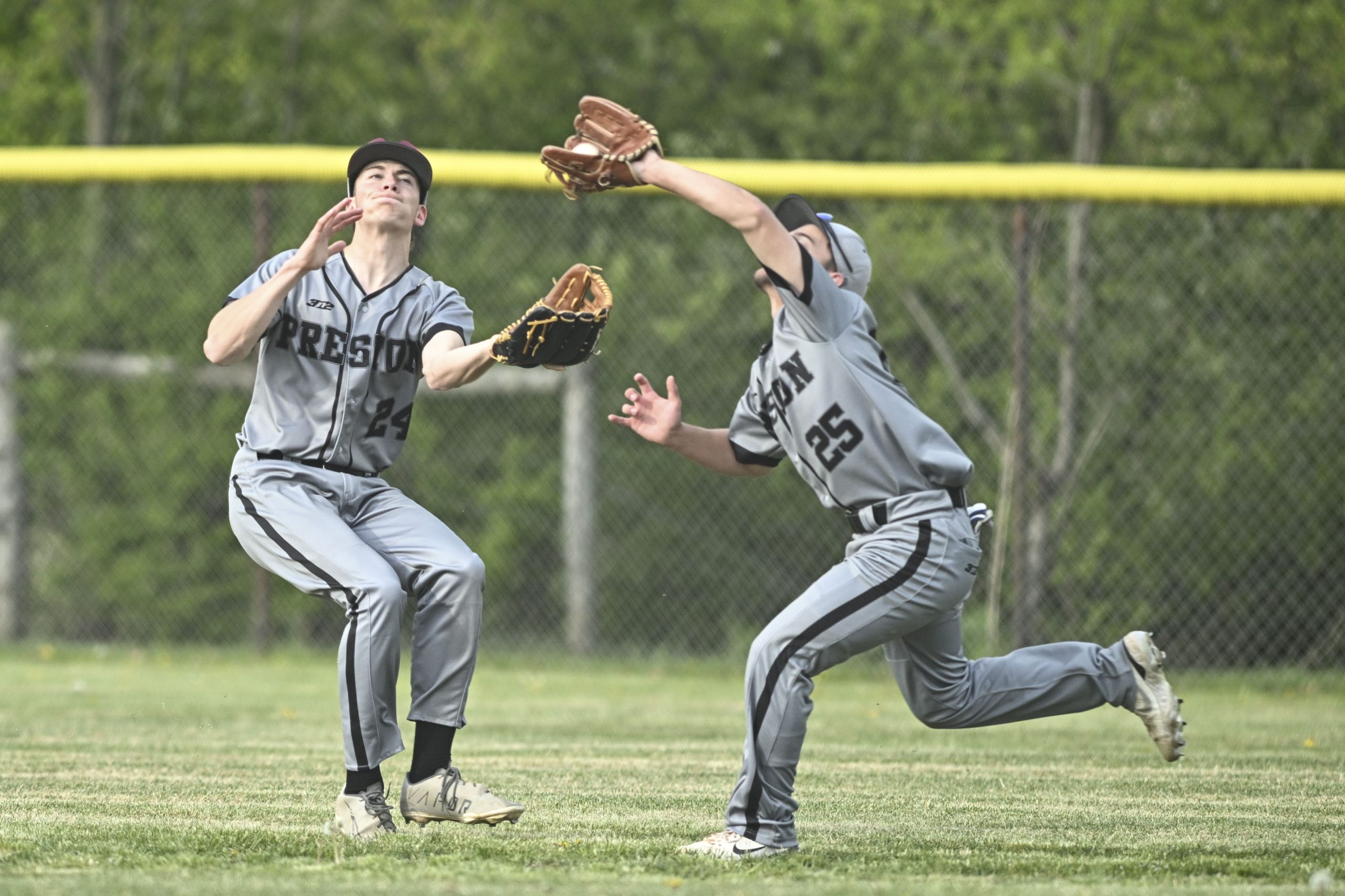 University High baseball team runs past young Preston High
